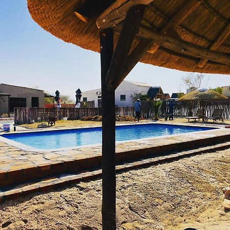 Issa Guesthouse Usakos Dış mekan fotoğraf